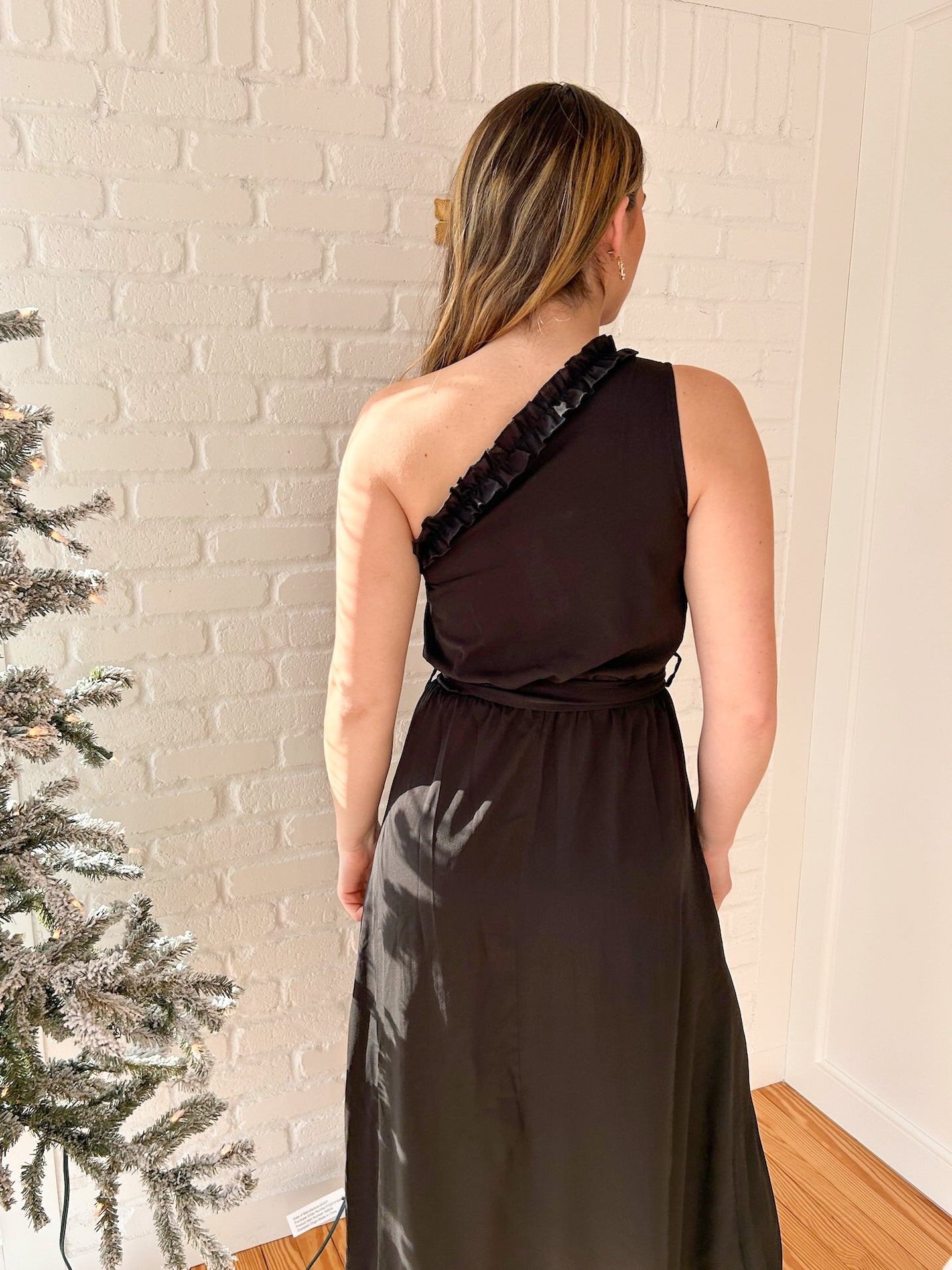 Black One Shoulder Ruffled Maxi Dress