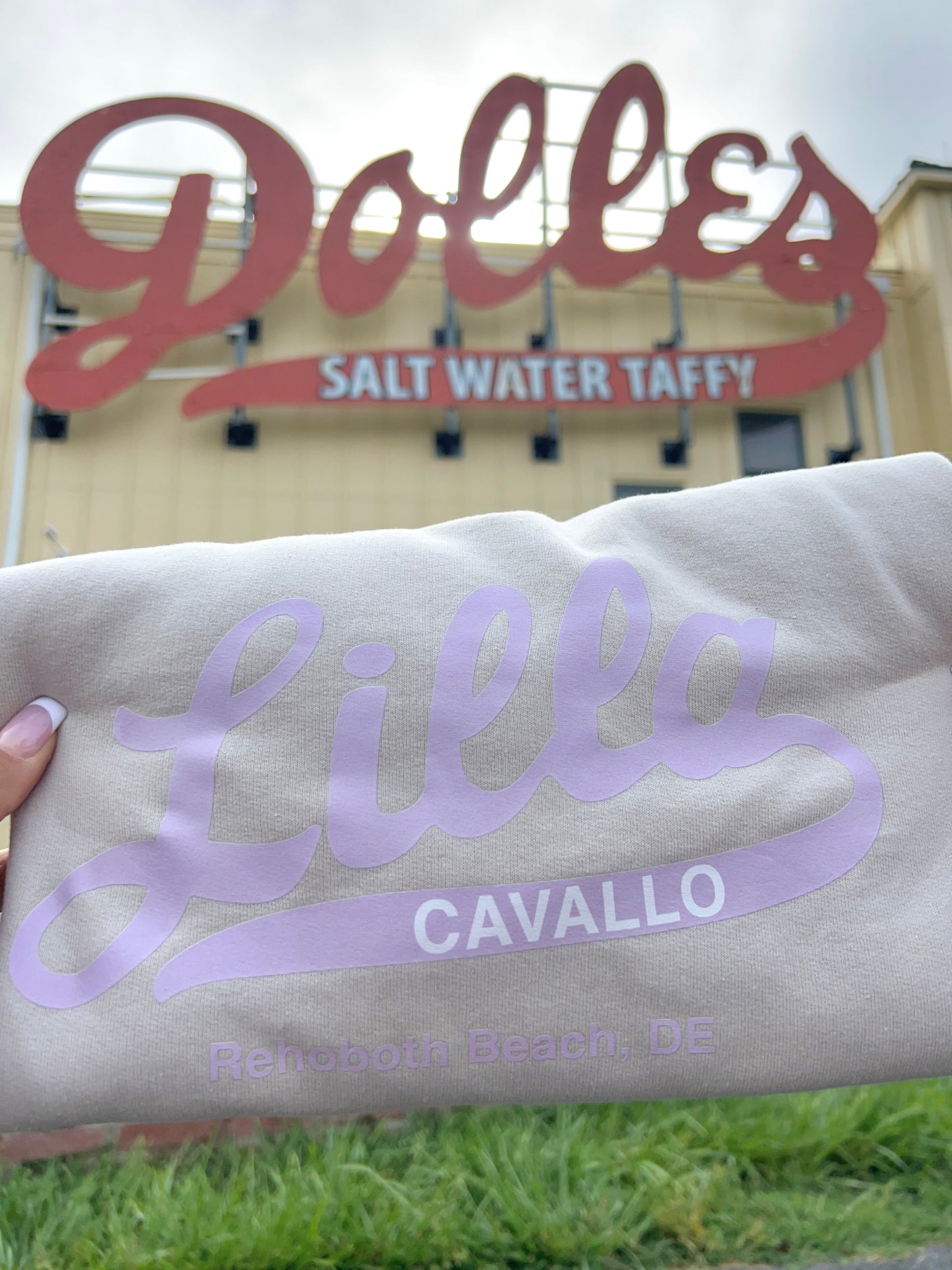 Candy Lilla Crewneck Sweatshirts