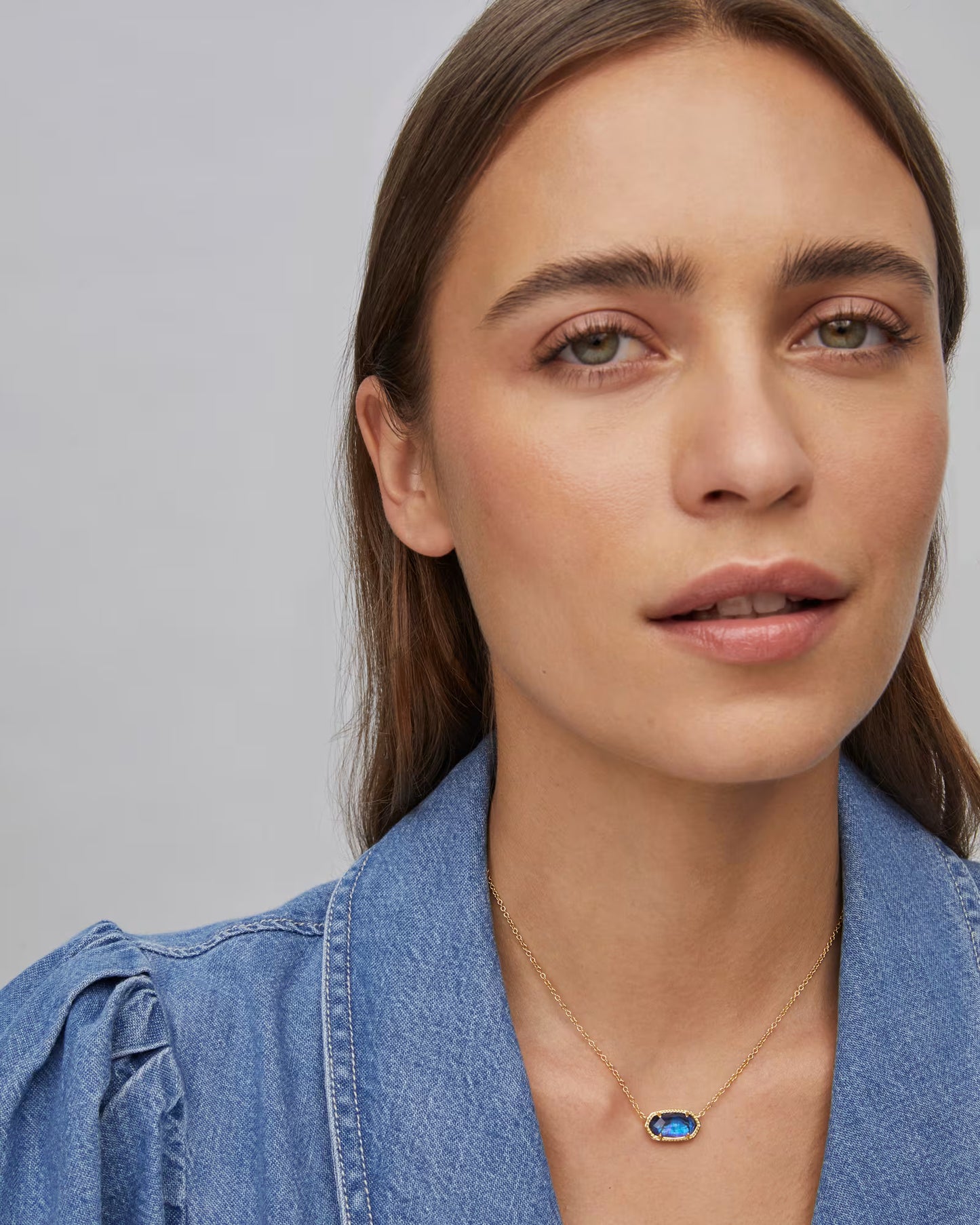 Kendra Scott Gold Pendant Necklace In Navy Abalone