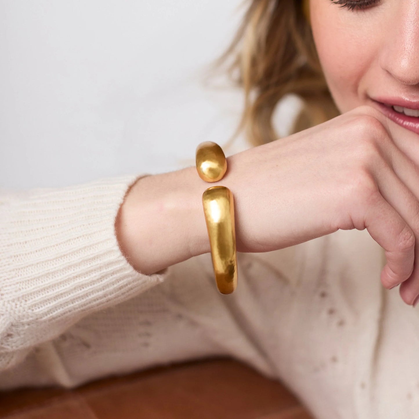 Julie Vos Solara Demi Cuff Gold