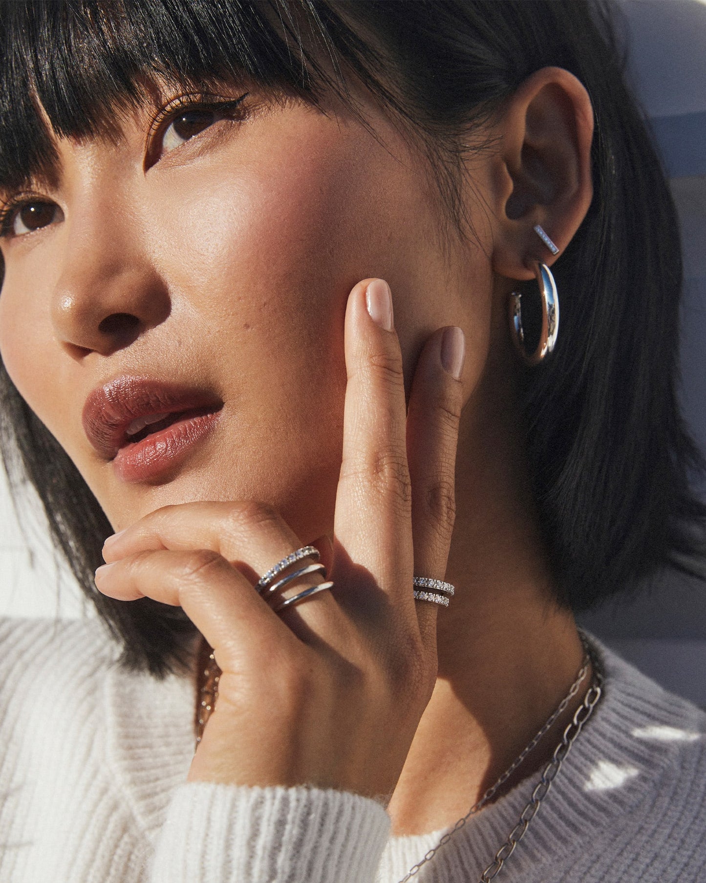 Kendra Scott Medium Colette Hoop Earrings in Silver