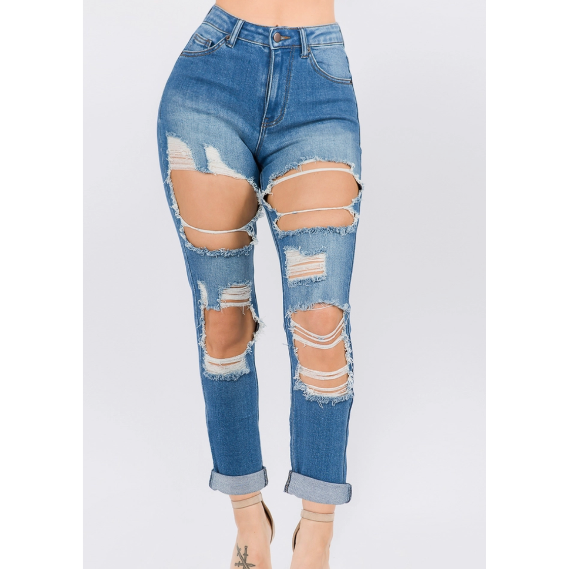 Distressed Cuff Hem Curvy Fit Jeans
