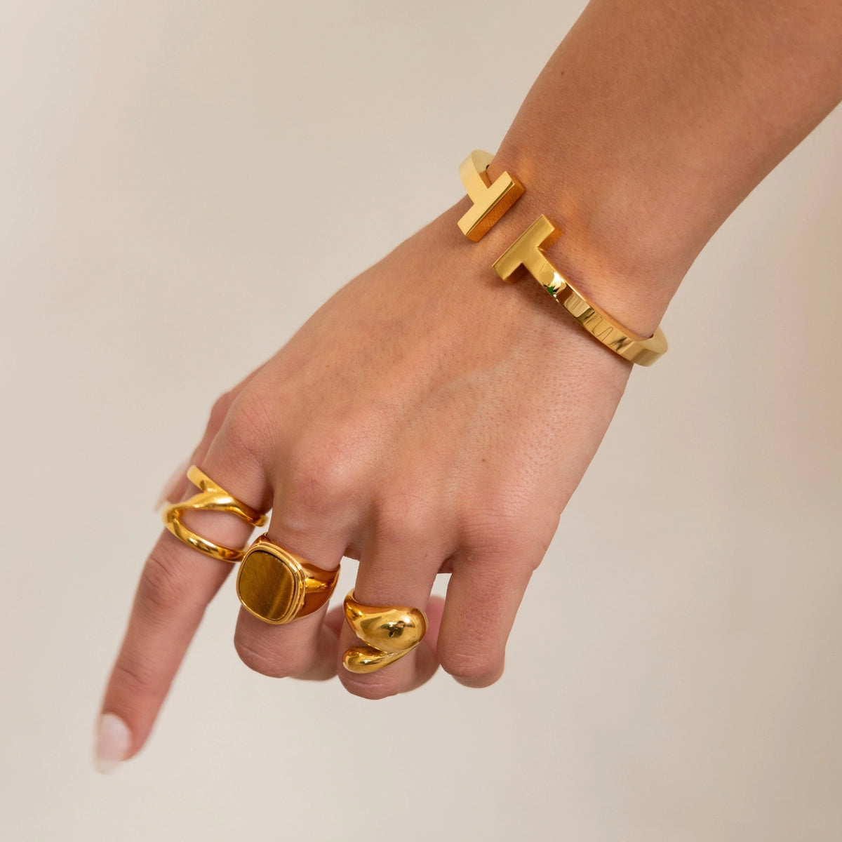 Sadie T Bracelet