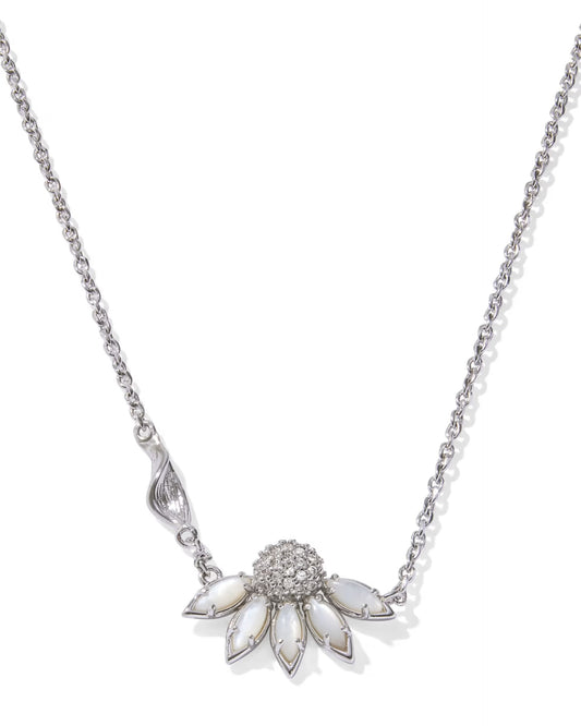 Kendra Scott Anya Flower Silver Short Pendant Necklace In Ivory Mix