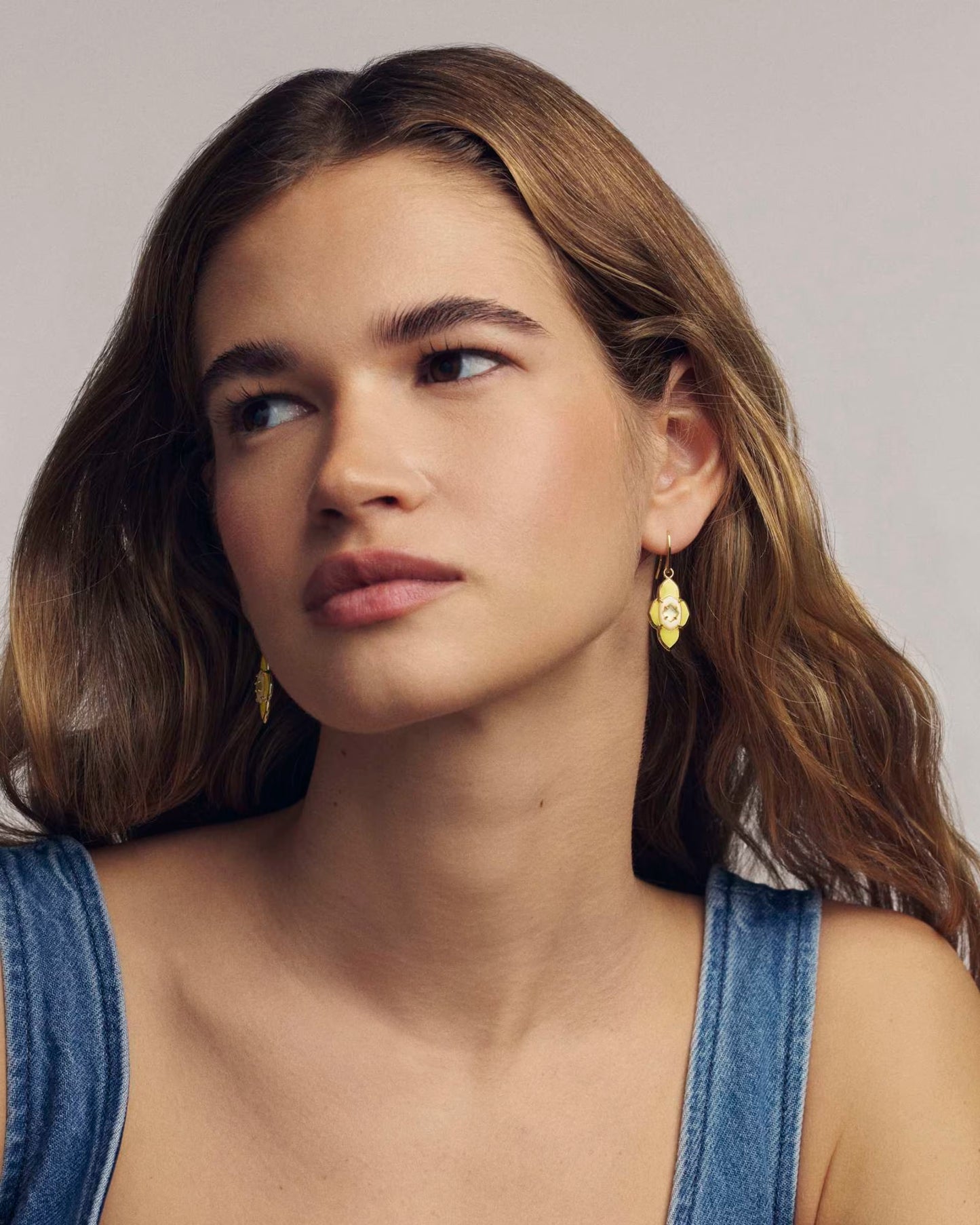 Kendra Scott Abbie Medallion Gold Small Drop Earrings Yellow Mix
