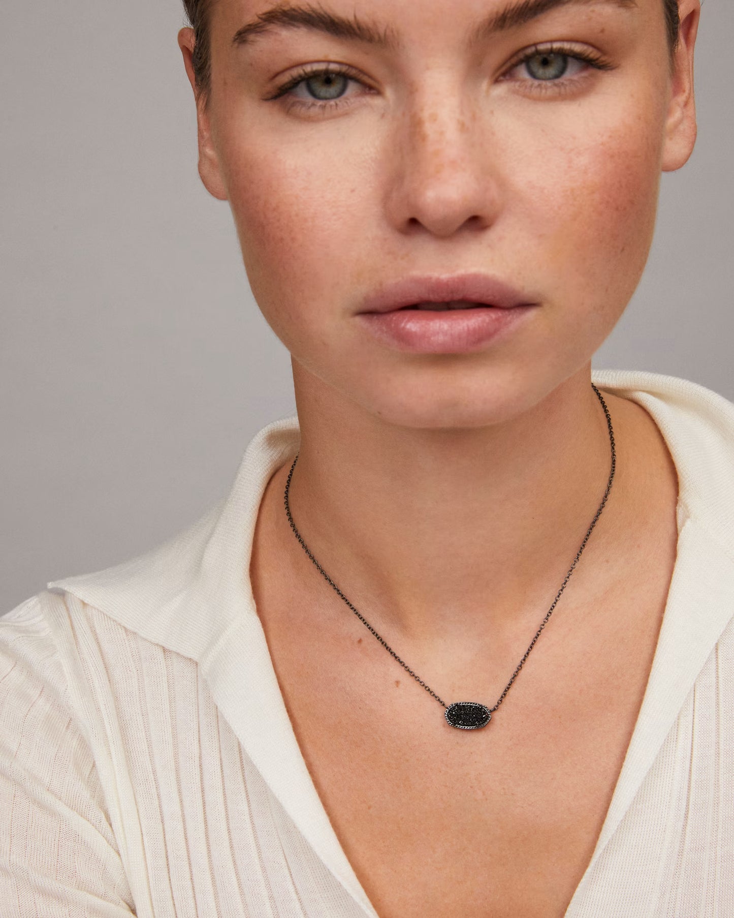 Kendra Scott Elisa Gunmetal Pendant Necklace In Black Drusy