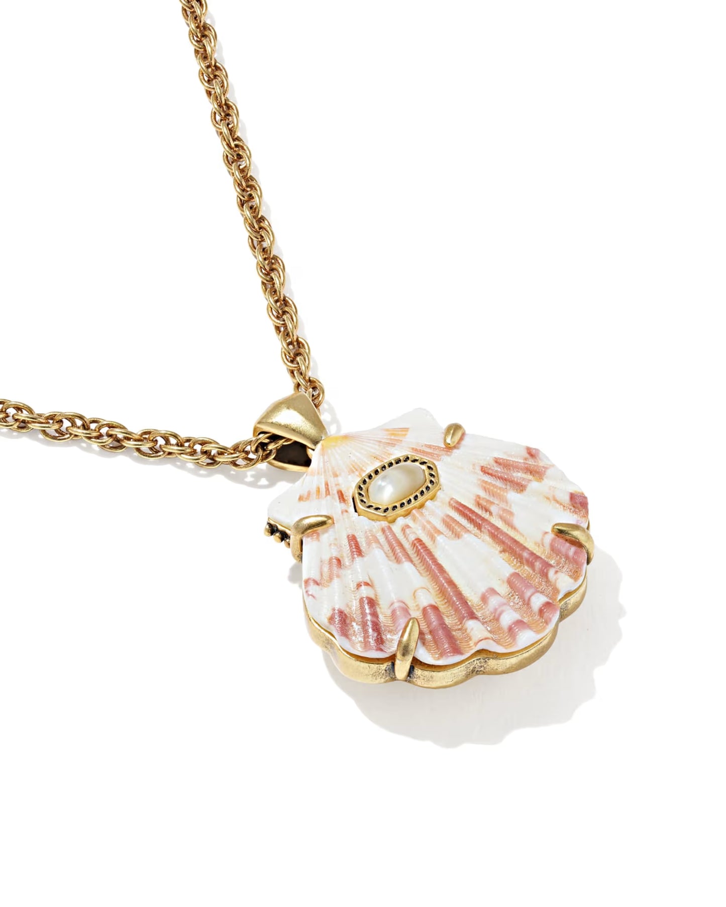 Kendra Scott Lucia Shell Vintage Gold Short Pendant Necklace in Neutral Scallop