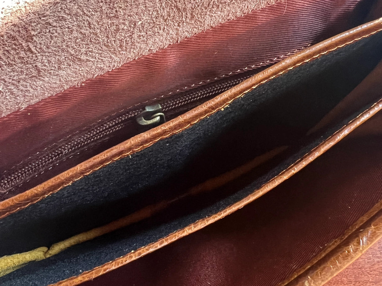 English Saddle Cowhide Crossbody Purse