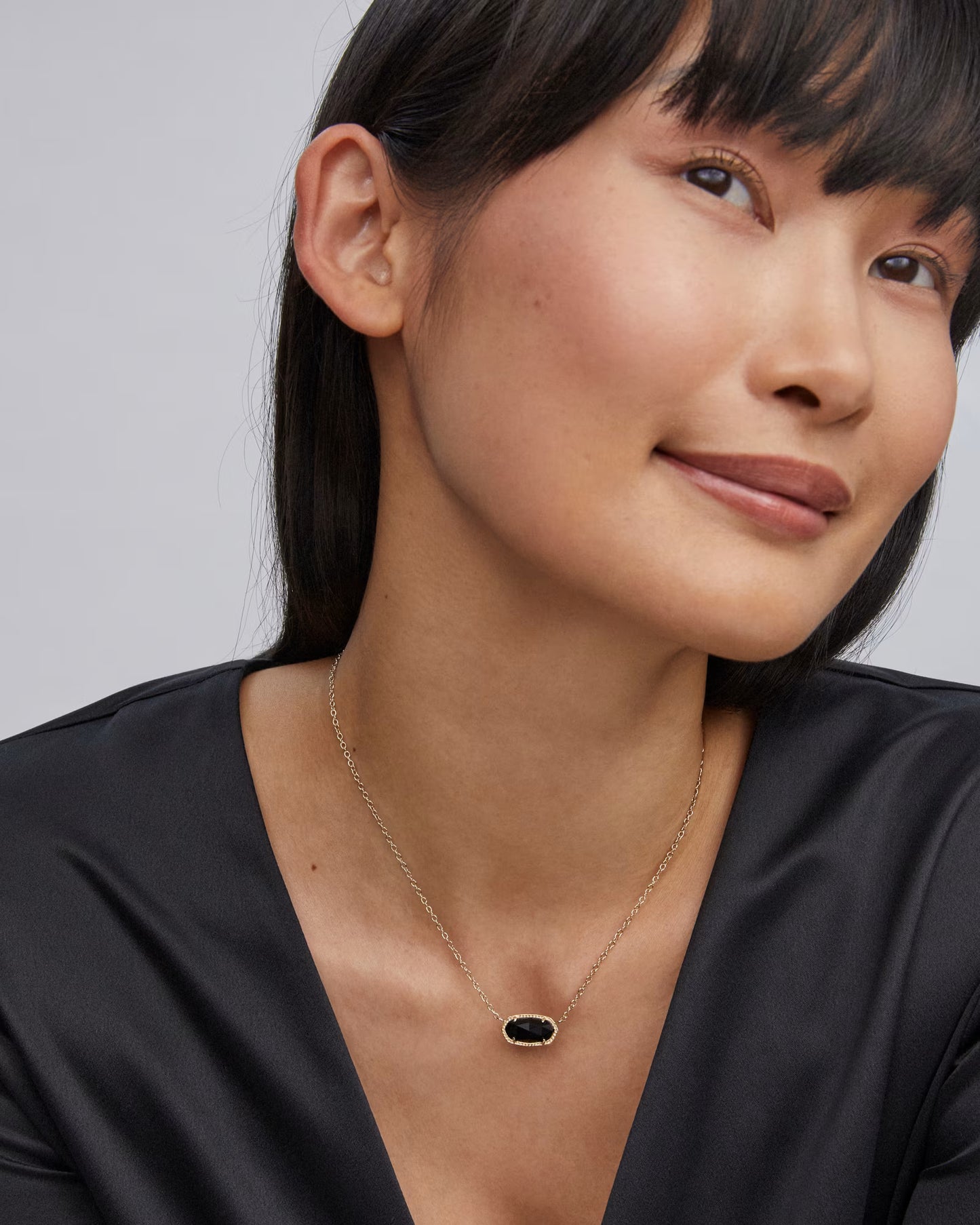 Kendra Scott Elisa Gold Pendant Necklace in Black Opaque Glass