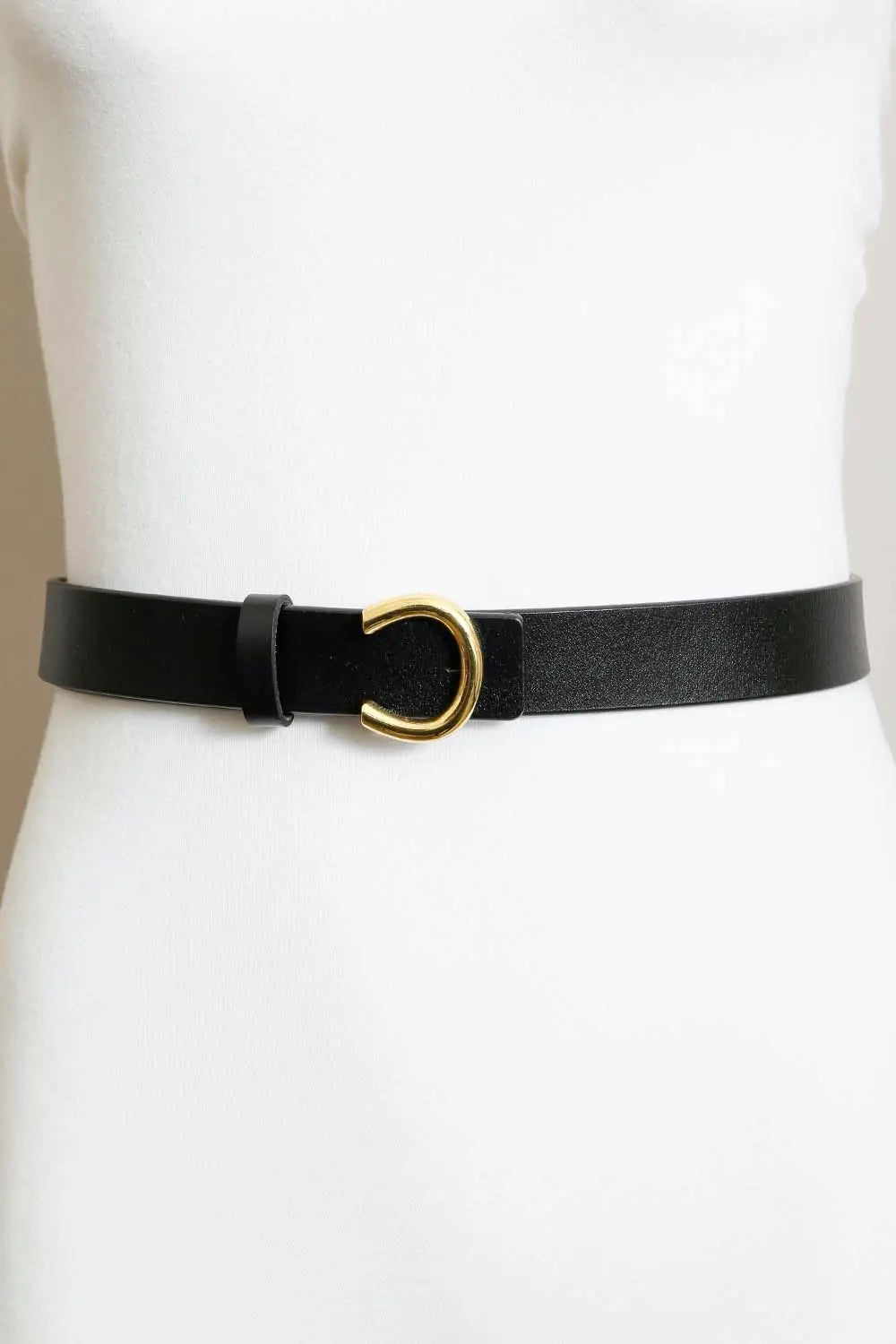 Black Minimalist Gold Horseshoe Buckle Belt