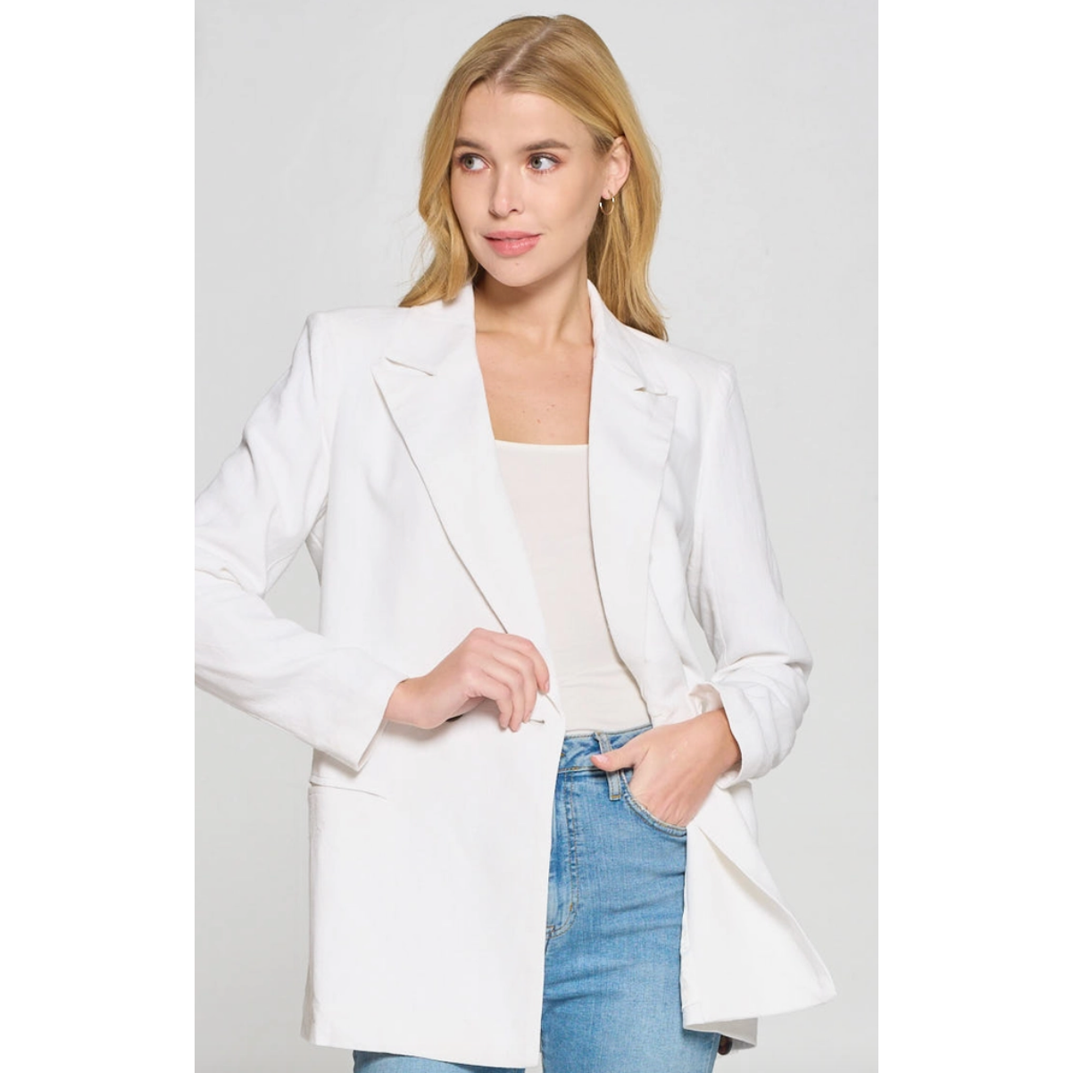 White Lightweight Solid Knit Blazer